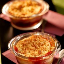 Crumble rhubarbe framboise